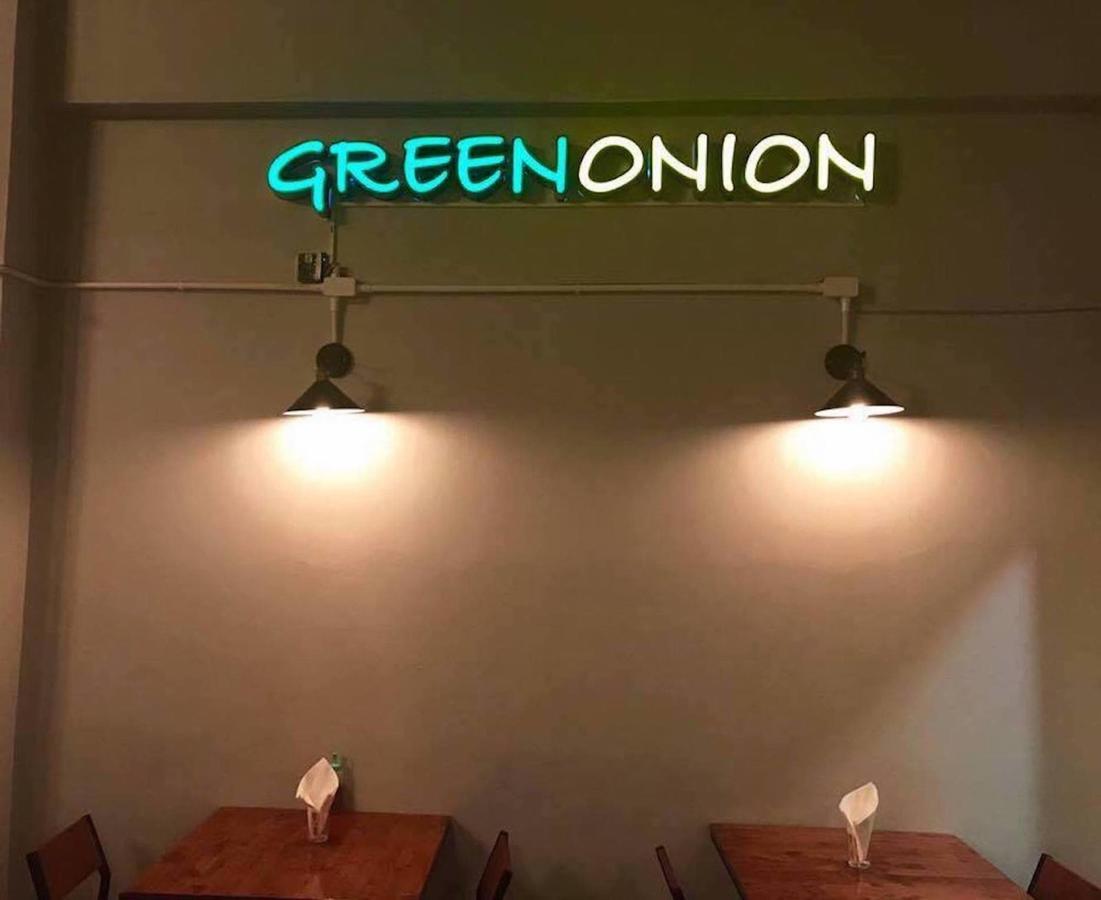 Green Onion Хуахін Екстер'єр фото